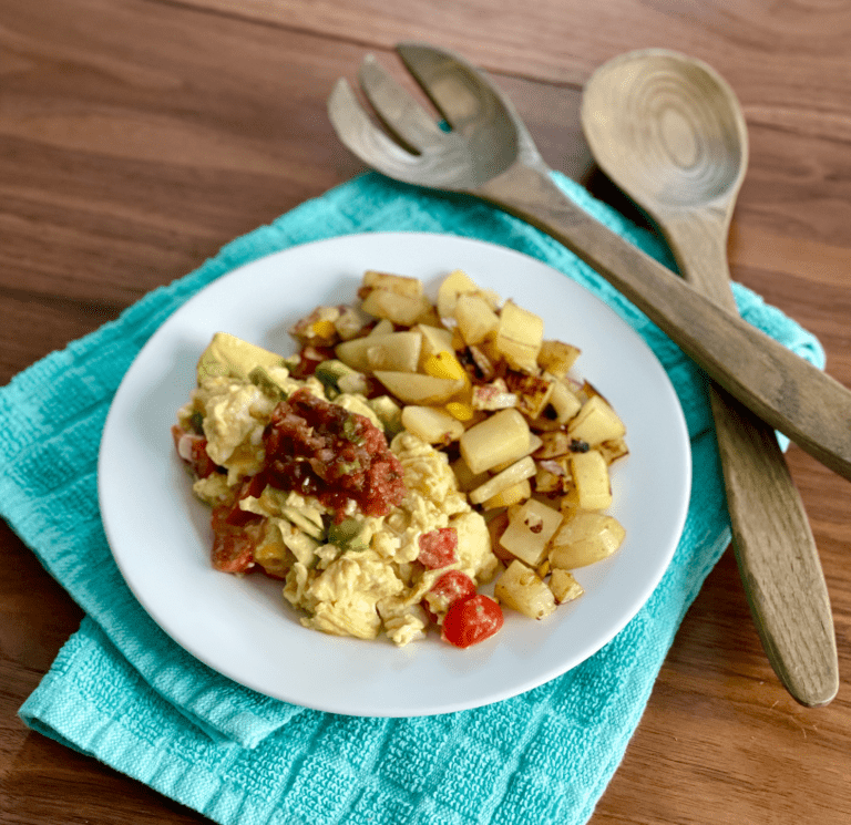 easy egg scramble with vegetables